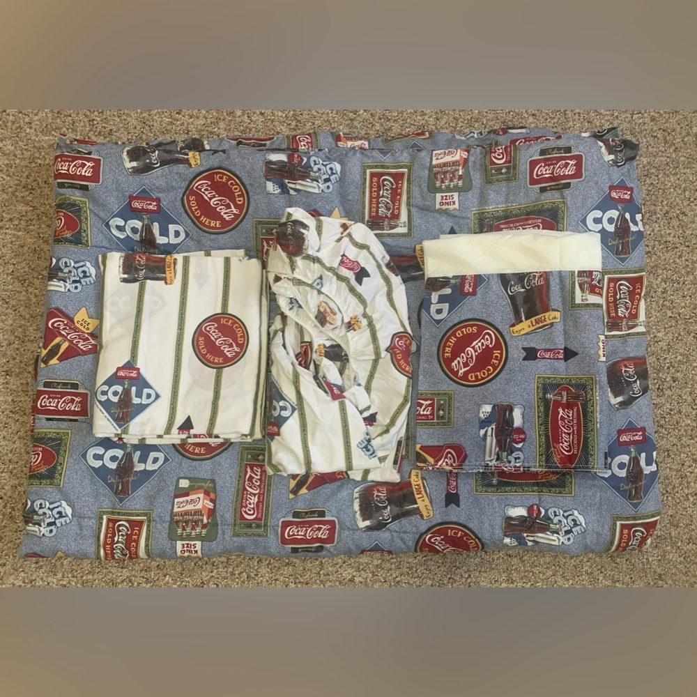 Vintage Coca-Cola 4pc Twin Bedding Set Comforter Sheets Bed Skirt Made in USA
